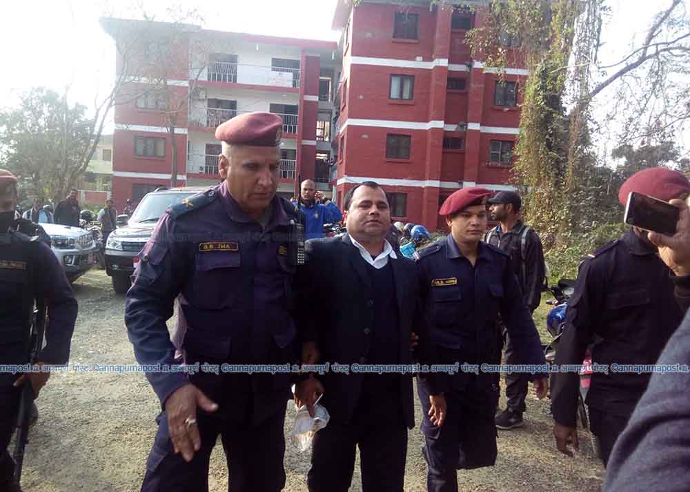 nepal-police-biddha-nath-jha_20190113101400 (1)
