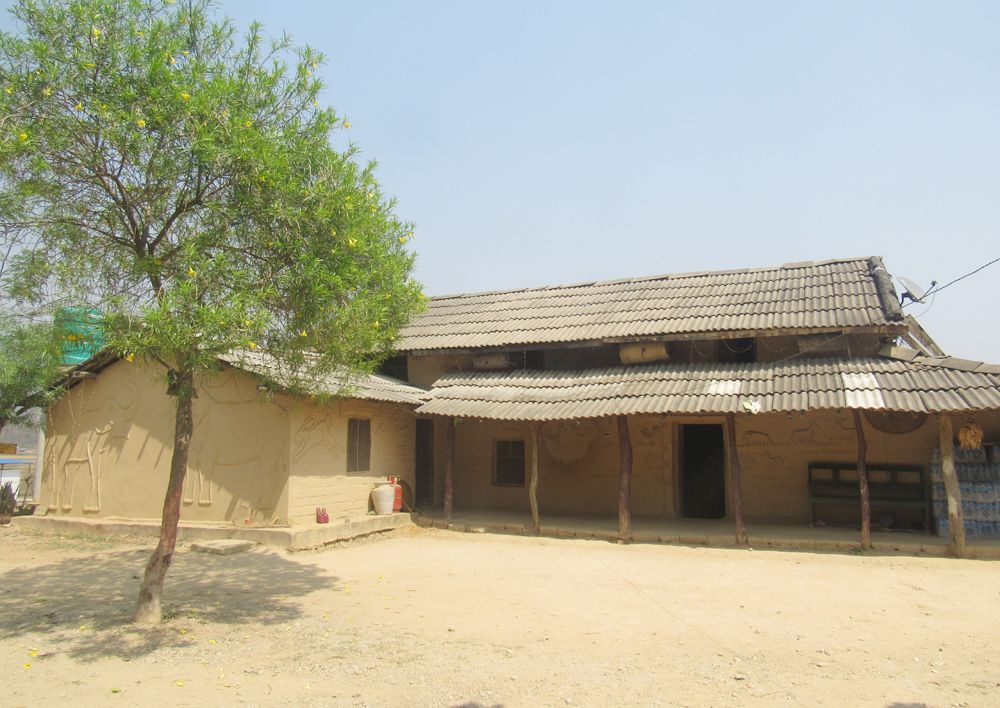 tharu
