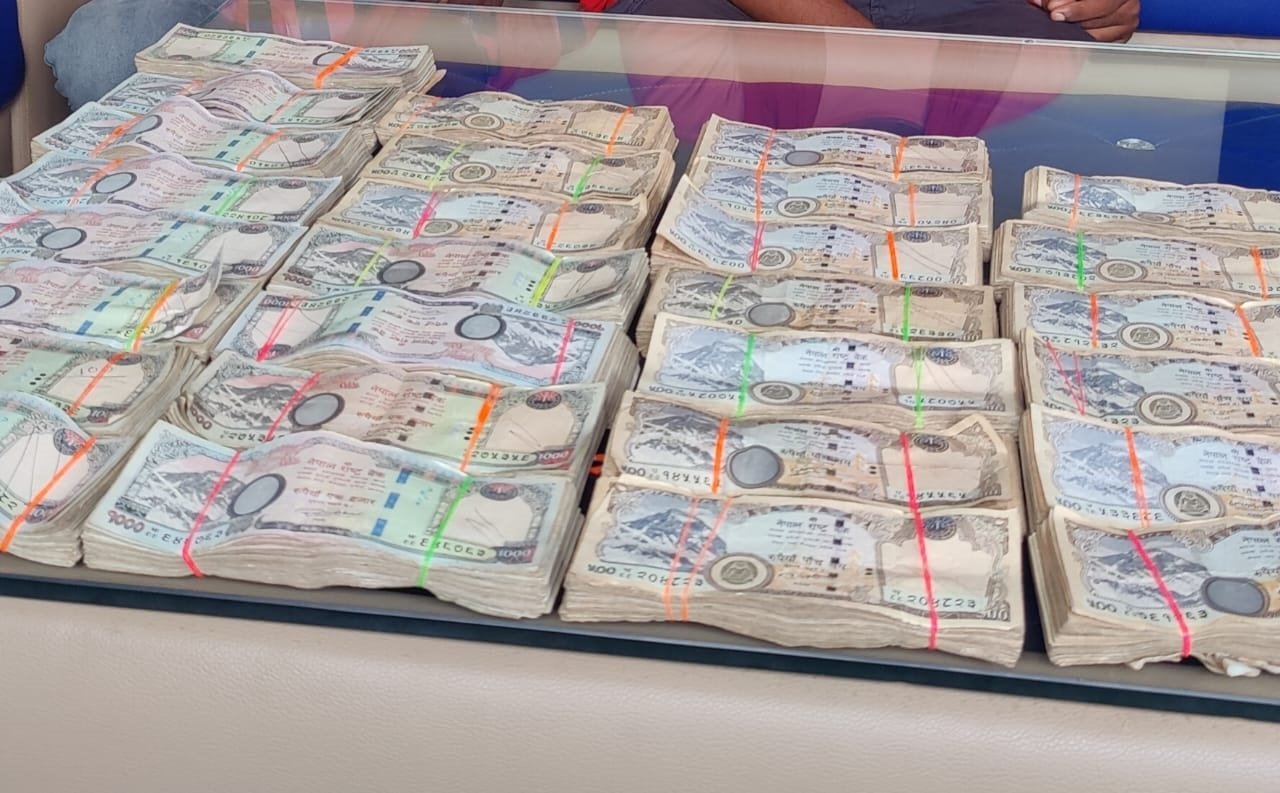 money_1_M8ZreSBjh7